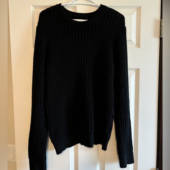 Frank and Oak Men’s Sweater - Picture 2 of 2